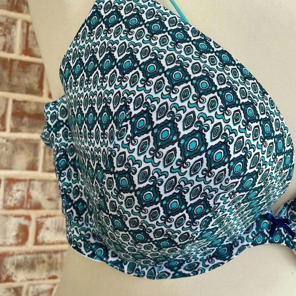 Cacique Teal White Geometric Boost Plunge Plus Size Bra - Picture 4 of 14